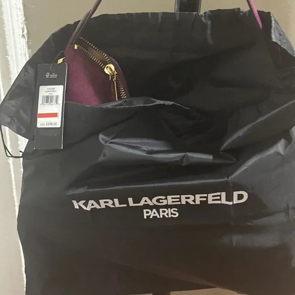 Karl Largerfeild - Picture 3 of 3